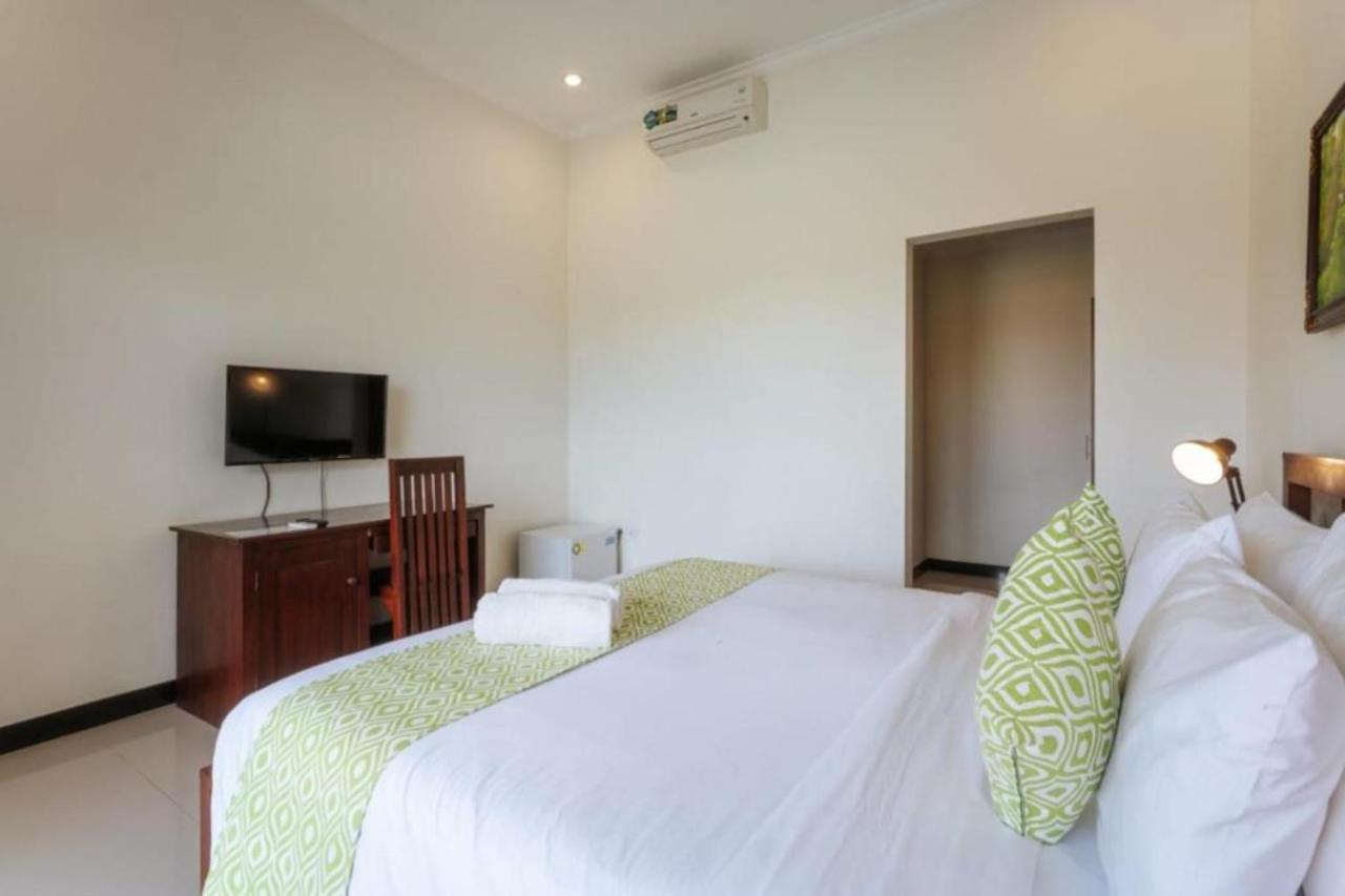 Carik Bali Guest House Canggu Esterno foto