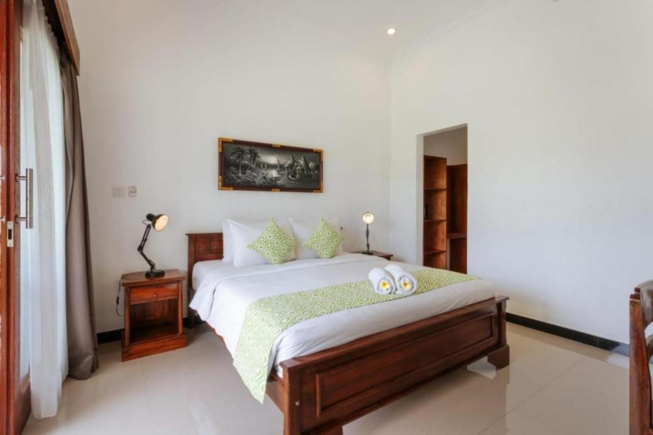 Carik Bali Guest House Canggu Esterno foto