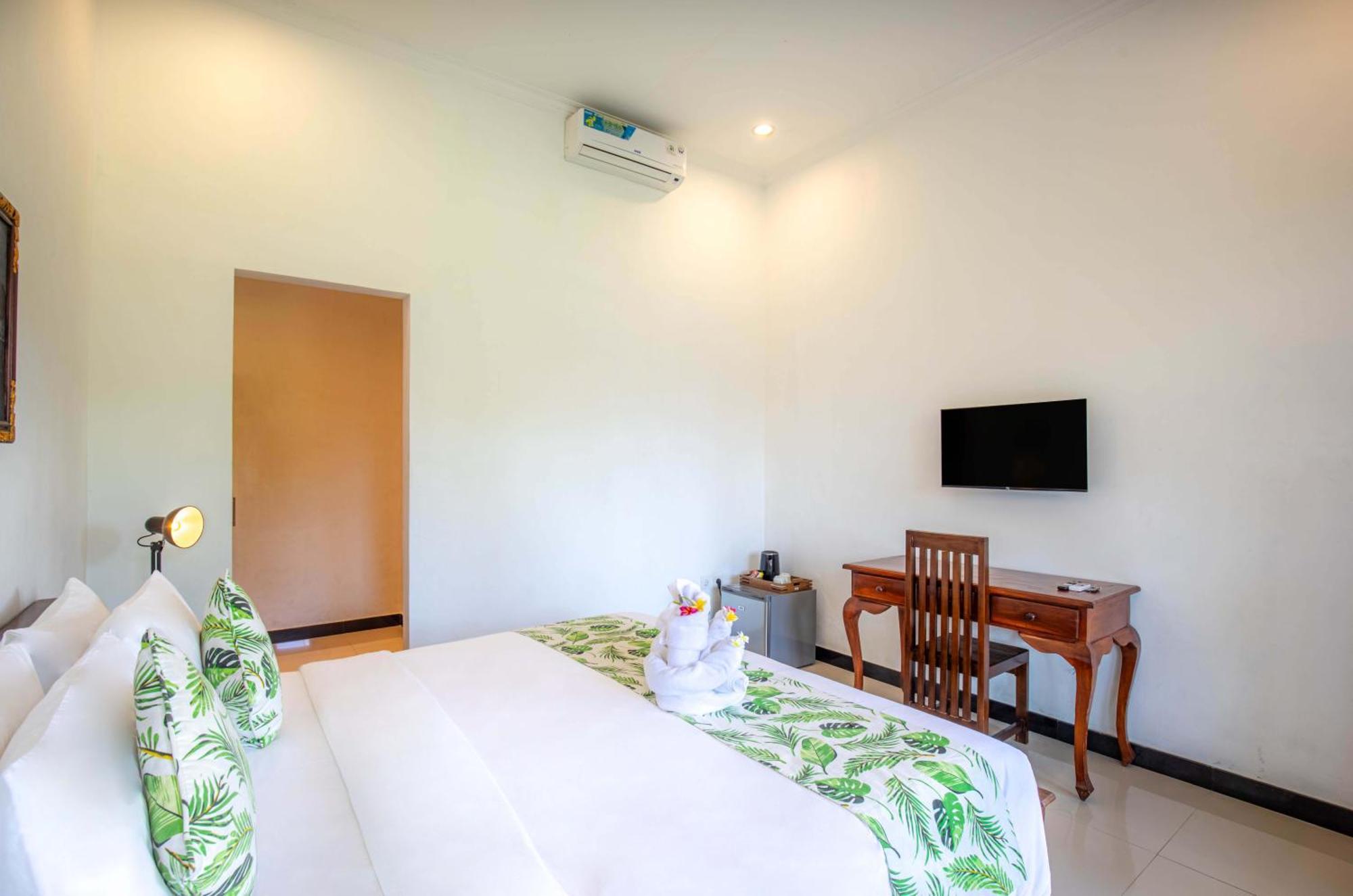 Carik Bali Guest House Canggu Esterno foto